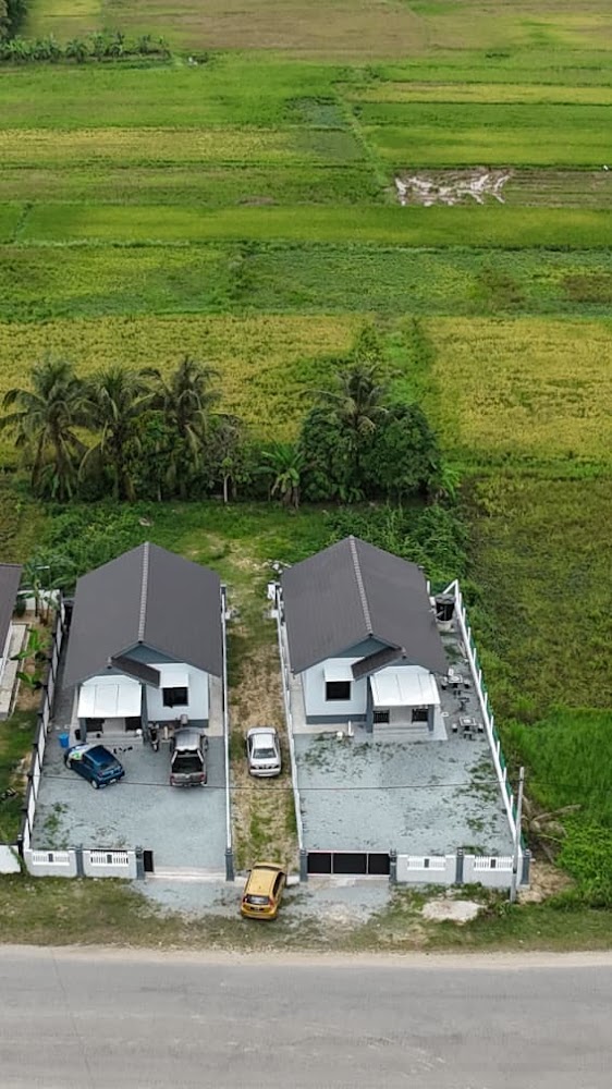 Eliena Homestay