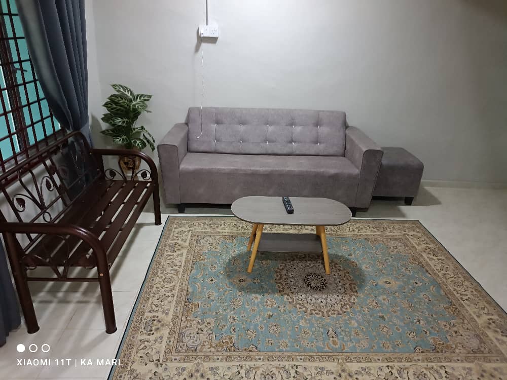 DHIRAH HOMESTAY
