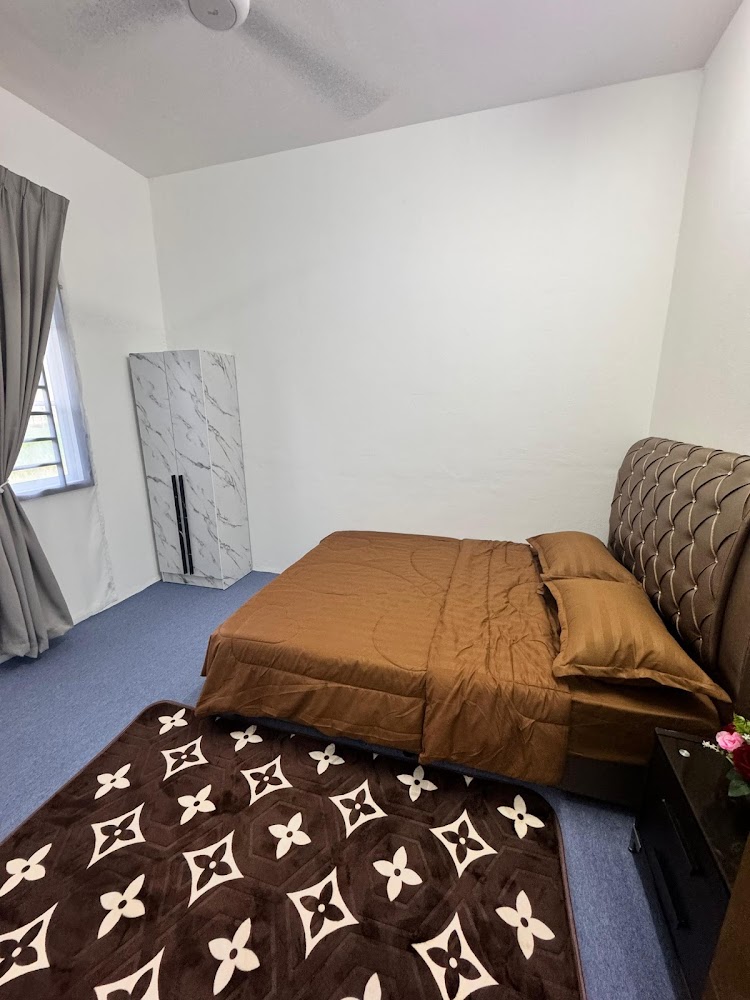 HOMESTAY DESA ALA HOTEL | PERUBATAN AYAH MAT
