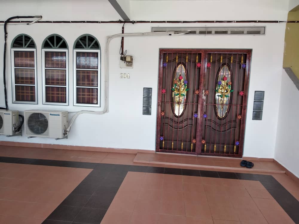 Izz Muslim Homestay