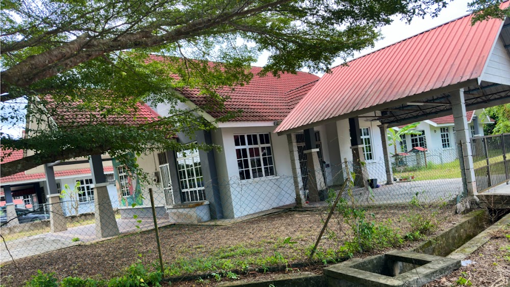 Dhia Damia Guest House Melor