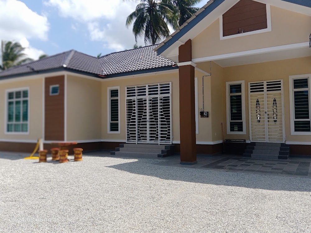 Villa Putri Pantai irama Bachok
