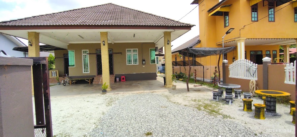 Homestay bajet abah salor
