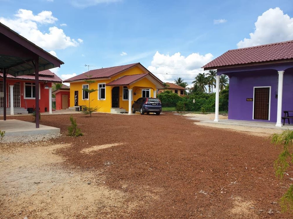 RIA HOMESTAY
