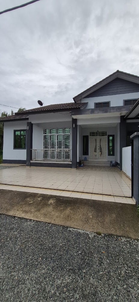 DE QASEH HOMESTAY