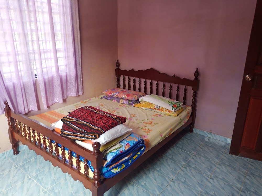 IMAN HOMESTAY
