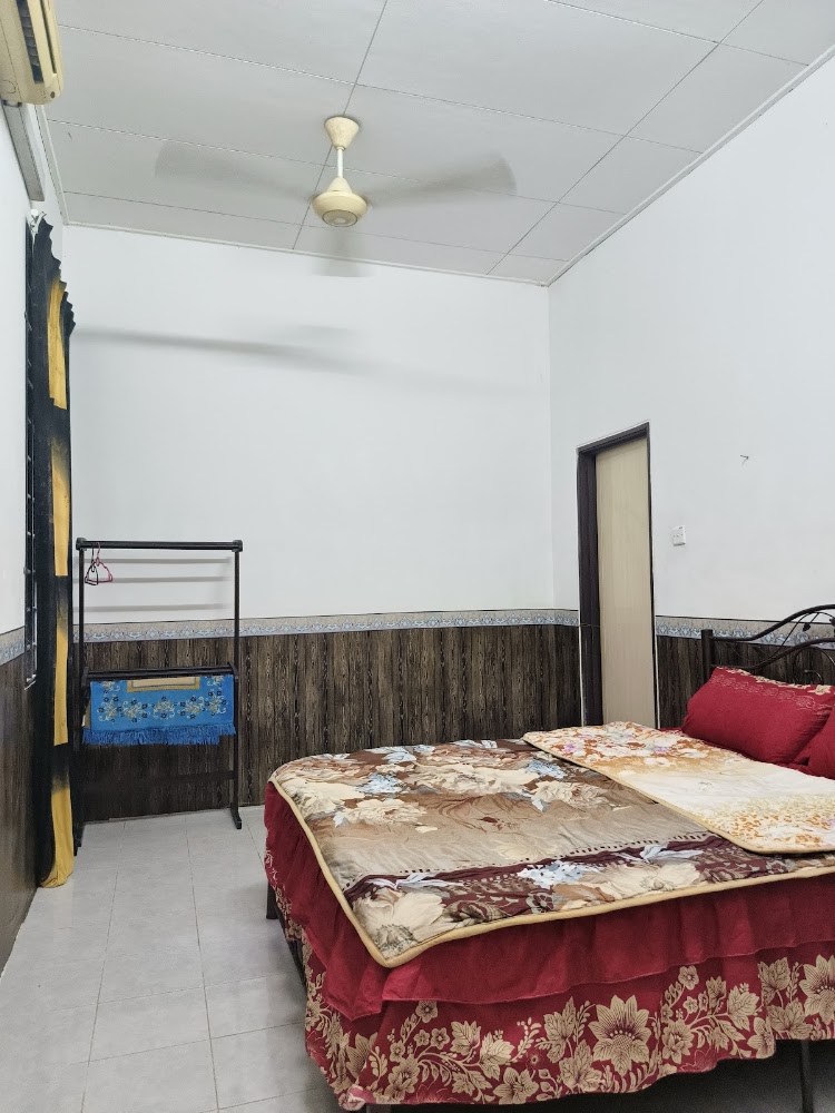 Aqil Homestay