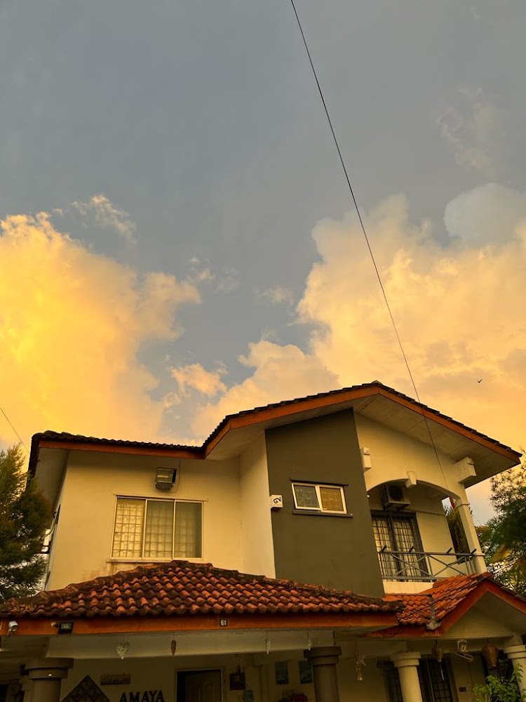 Amaya Pool Homestay