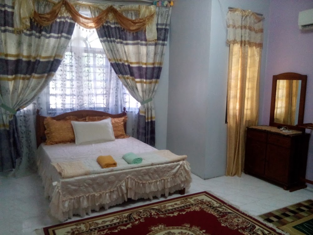 Rumah Tamu Nur Syuwari - Machang Kelantan