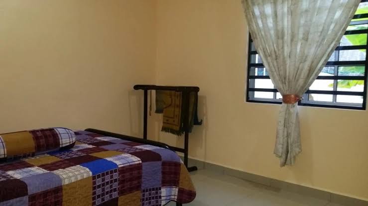 IsMa Lumut Homestay