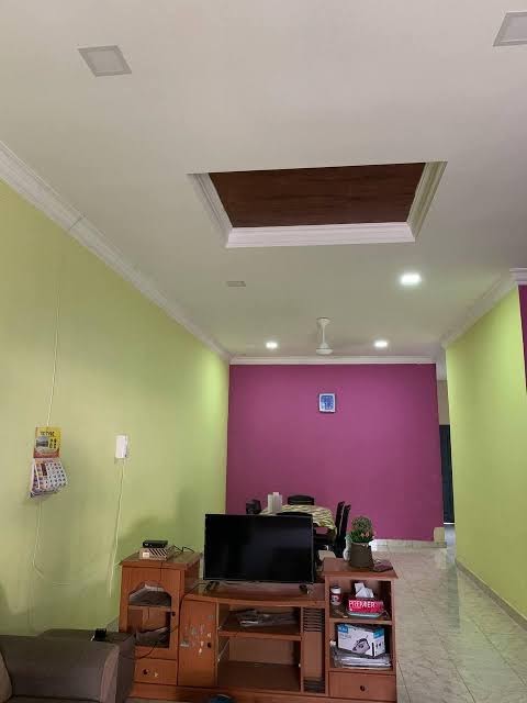 Azza Homestay