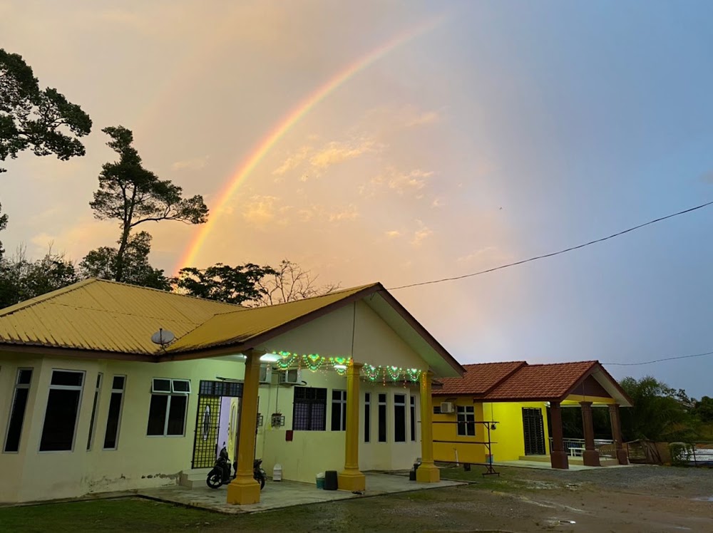 HOMESTAY EYMAN TANAH MERAH KELANTAN
