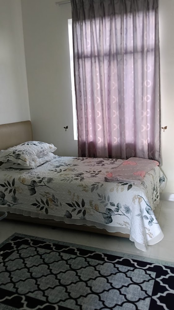 HOMESTAY AISYAH ( BIDOR )