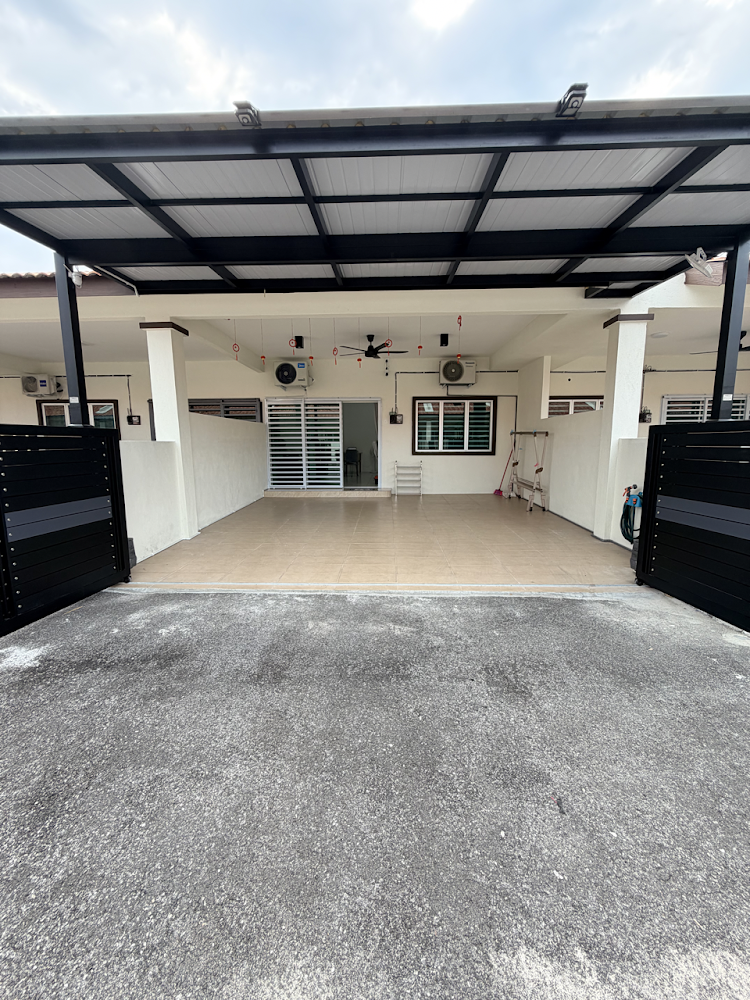 Small Yard Homestay Sungai Siput 和丰民宿小院
