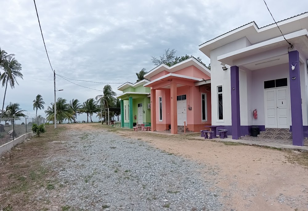Rainbow Chalet D'Melawi