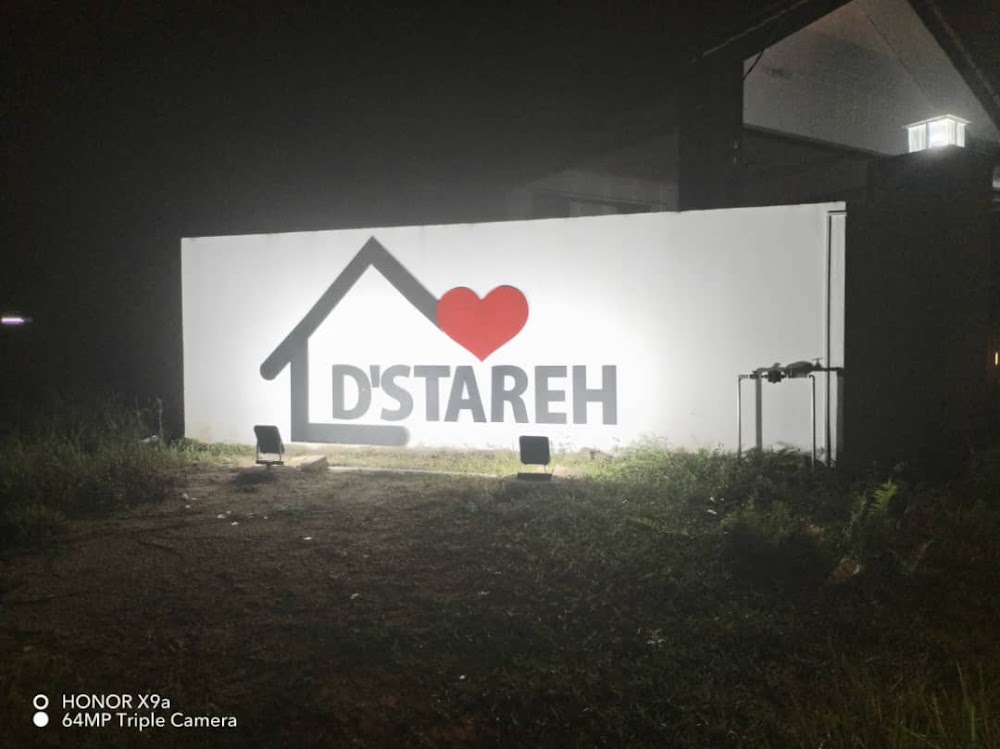 D' Stareh Home Stay