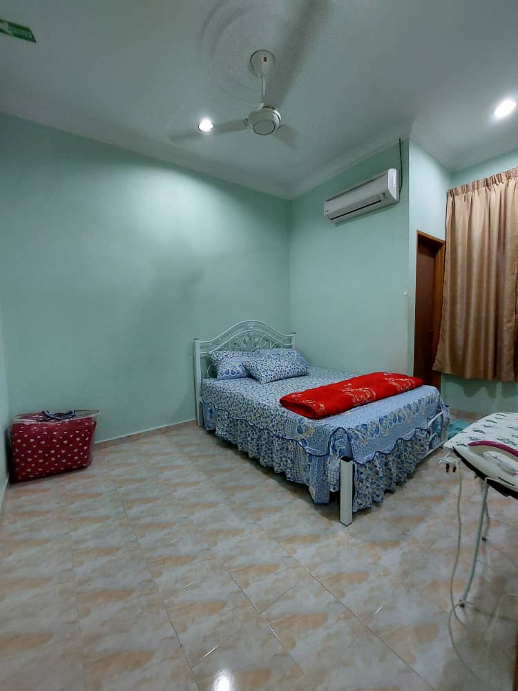 UMMI HOMESTAY