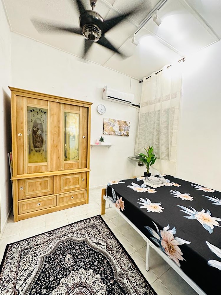 Laily Homestay