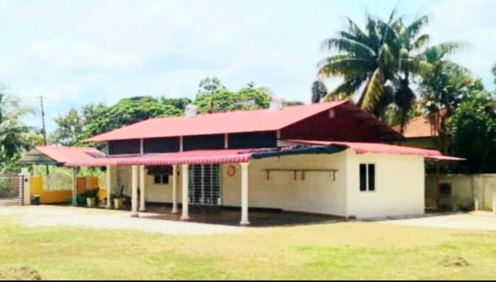 D'AINAS HOMESTAY KOTA BHARU
