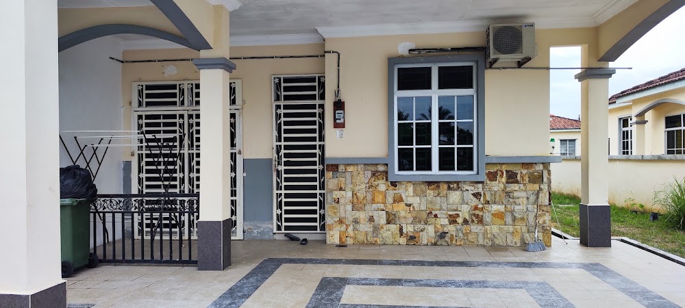 Homestay Taman Berlian Parit Buntar