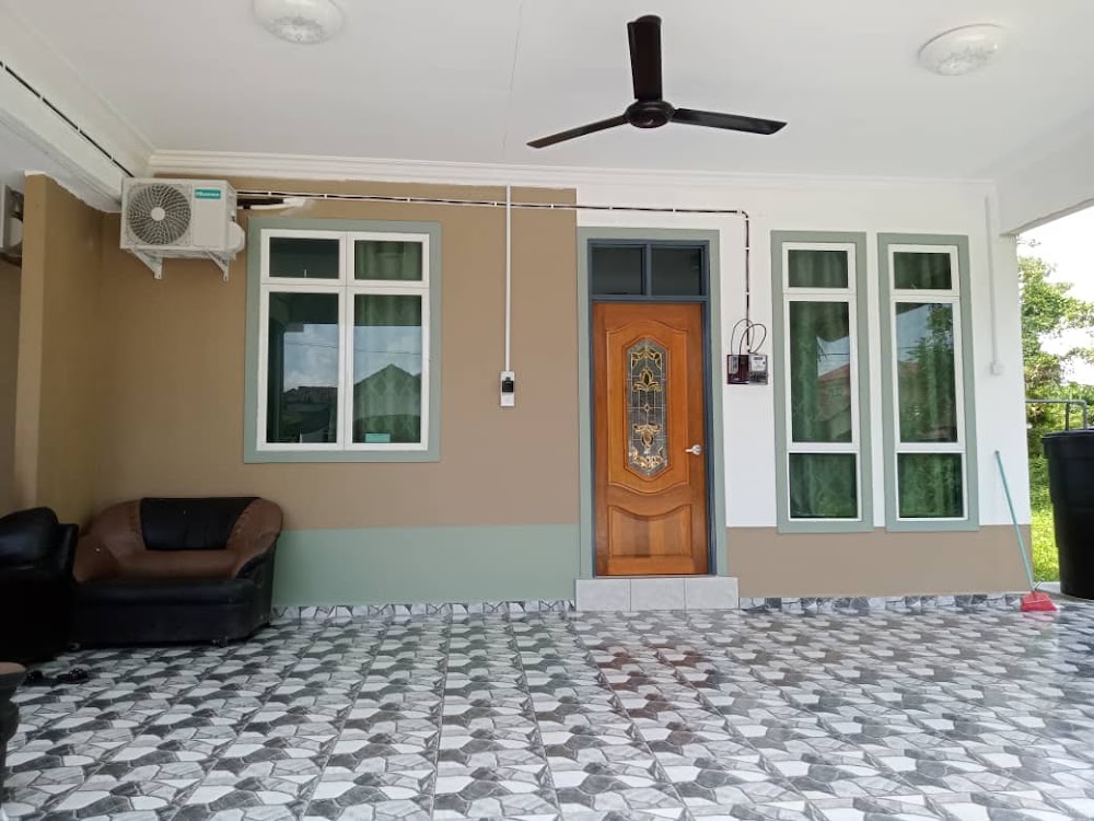 Zultie Tanah Merah
