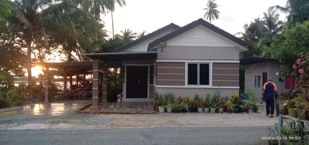 Homestay Saqeena