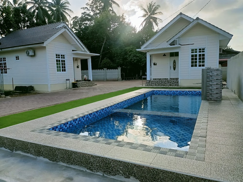 D'Gunong TinyHomestay with private pool