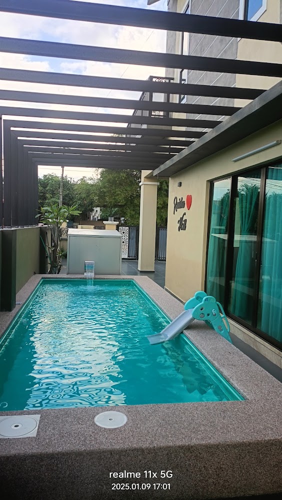 Raisha Hill villa Ipoh