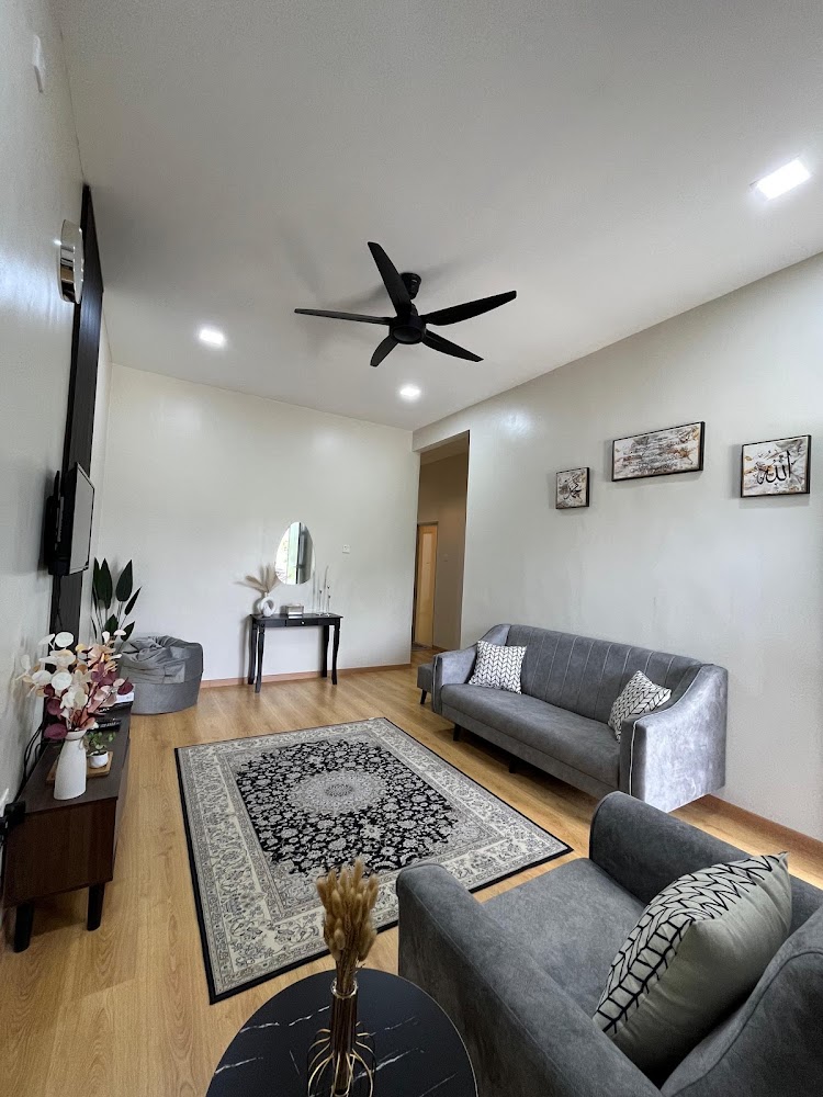 Zahraf Homestay GM