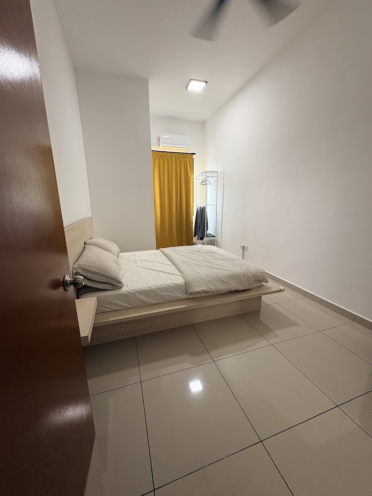 Whispering Hills Guesthouse
