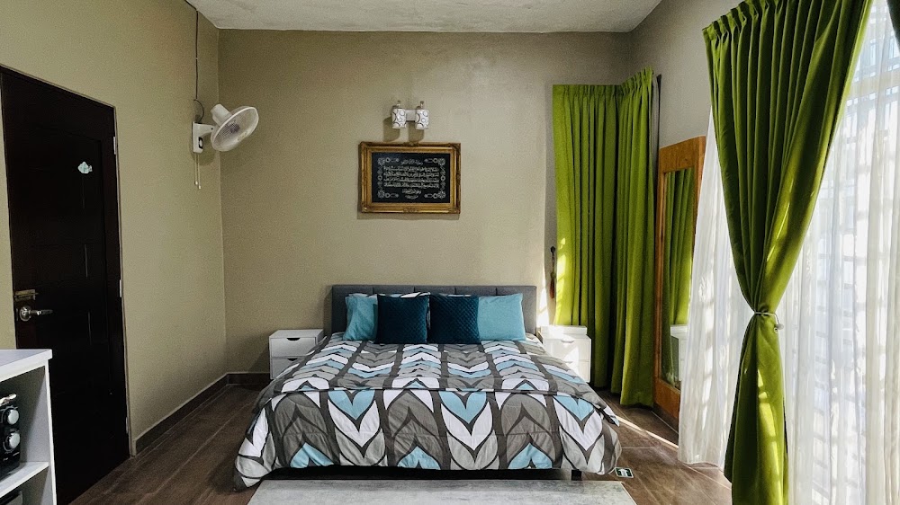 Teratak Zahiran Homestay