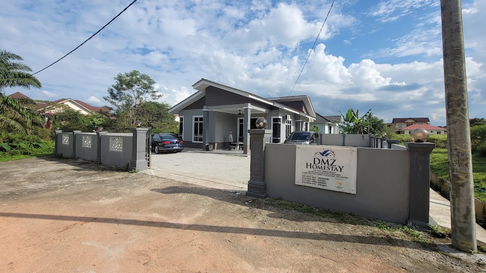 DMZ HOMESTAY PAHI